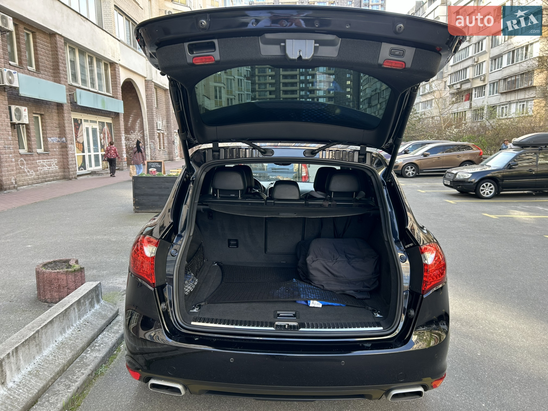 2012 Porsche Cayenne - мініатюра 9
