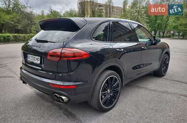 Внедорожник / Кроссовер Porsche Cayenne 2016 в Харькове