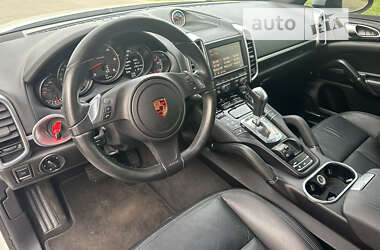 Внедорожник / Кроссовер Porsche Cayenne 2013 в Умани