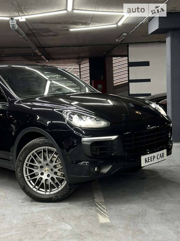 Позашляховик / Кросовер Porsche Cayenne 2014 в Одесі