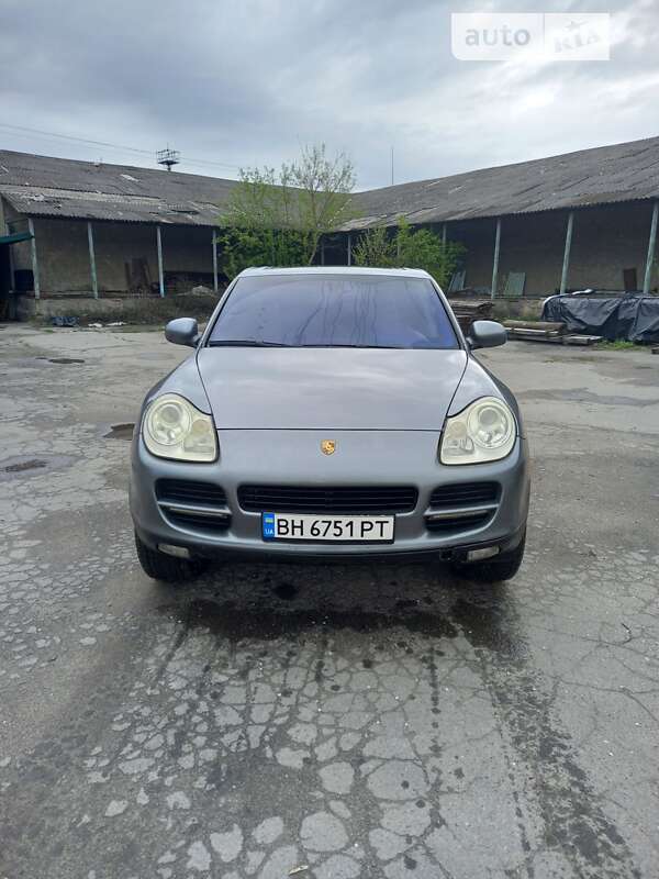 Позашляховик / Кросовер Porsche Cayenne 2004 в Славуті