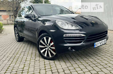 Внедорожник / Кроссовер Porsche Cayenne 2011 в Хусте