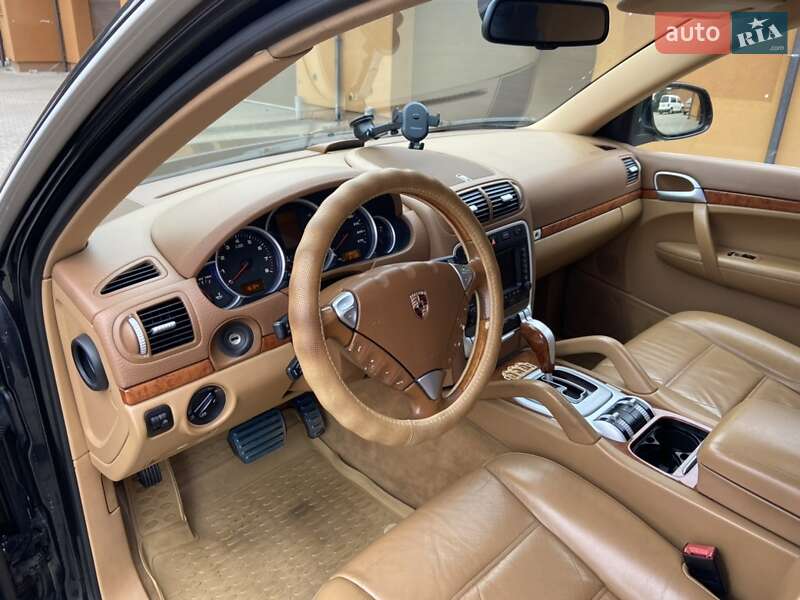 Позашляховик / Кросовер Porsche Cayenne 2006 в Житомирі