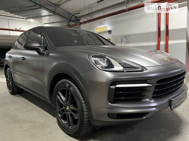 Внедорожник / Кроссовер Porsche Cayenne 2018 в Киеве