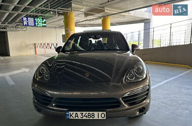 Внедорожник / Кроссовер Porsche Cayenne 2010 в Киеве