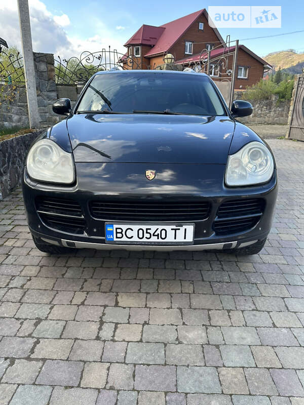 Позашляховик / Кросовер Porsche Cayenne 2005 в Львові