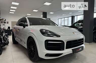 Внедорожник / Кроссовер Porsche Cayenne 2020 в Тернополе