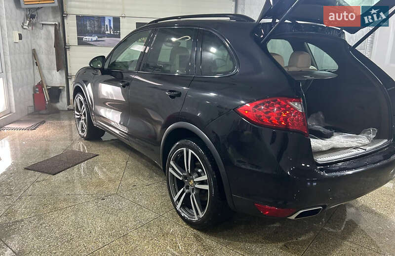 Внедорожник / Кроссовер Porsche Cayenne 2012 в Львове