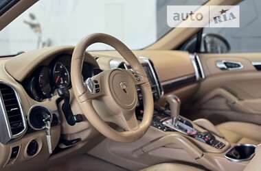 Внедорожник / Кроссовер Porsche Cayenne 2012 в Тернополе