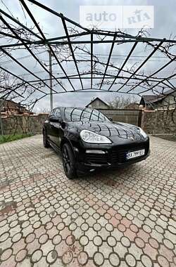 Позашляховик / Кросовер Porsche Cayenne 2008 в Чернівцях