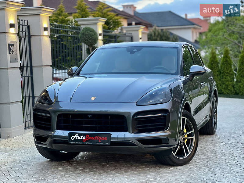 Позашляховик / Кросовер Porsche Cayenne 2018 в Одесі