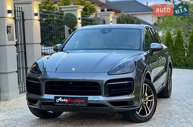 Внедорожник / Кроссовер Porsche Cayenne 2018 в Одессе