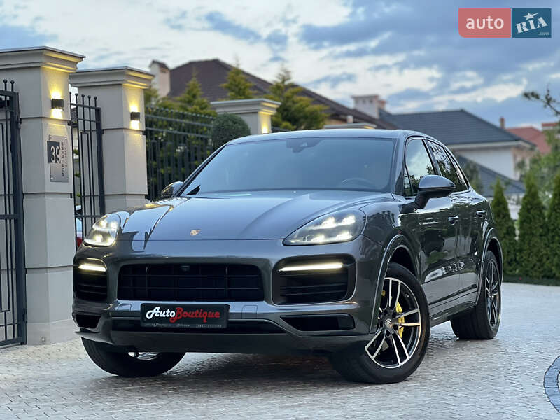 Позашляховик / Кросовер Porsche Cayenne 2018 в Одесі