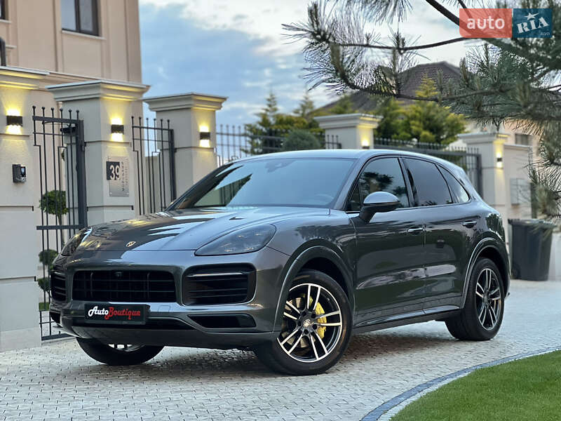 Позашляховик / Кросовер Porsche Cayenne 2018 в Одесі