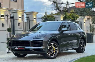 Внедорожник / Кроссовер Porsche Cayenne 2018 в Одессе