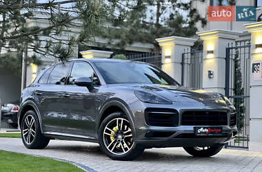 Внедорожник / Кроссовер Porsche Cayenne 2018 в Одессе