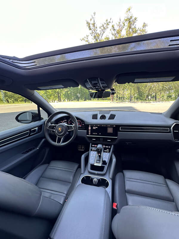 Позашляховик / Кросовер Porsche Cayenne 2020 в Одесі