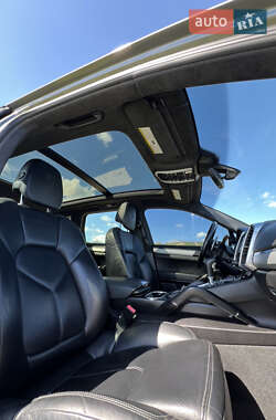 Внедорожник / Кроссовер Porsche Cayenne 2014 в 