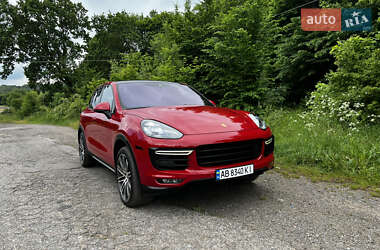 Внедорожник / Кроссовер Porsche Cayenne 2014 в 