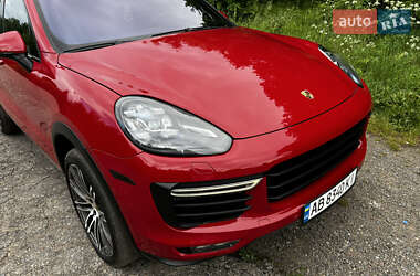 Внедорожник / Кроссовер Porsche Cayenne 2014 в Киеве