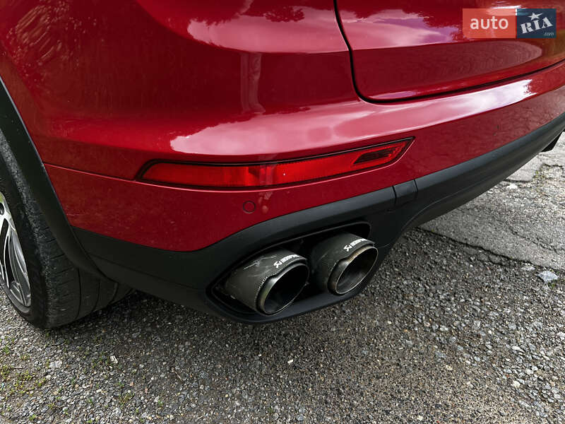 Внедорожник / Кроссовер Porsche Cayenne 2014 в Киеве