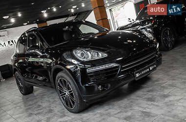 Внедорожник / Кроссовер Porsche Cayenne 2013 в 