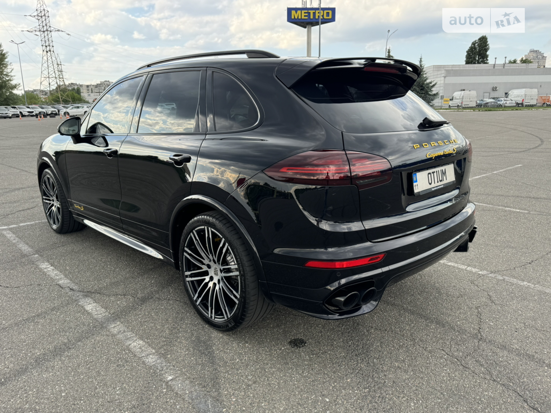 2017 Porsche Cayenne - мініатюра 3