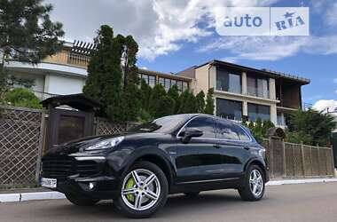 Позашляховик / Кросовер Porsche Cayenne 2015 в Одесі