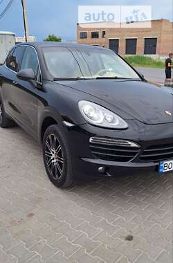 Позашляховик / Кросовер Porsche Cayenne 2013 в Тернополі