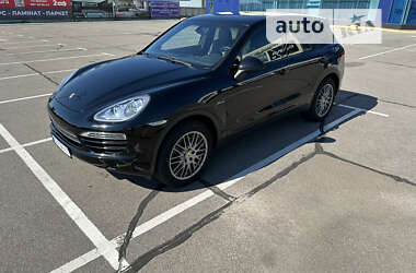 Внедорожник / Кроссовер Porsche Cayenne 2013 в Киеве