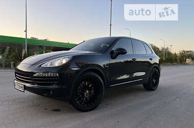 Внедорожник / Кроссовер Porsche Cayenne 2013 в 