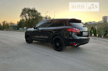 Внедорожник / Кроссовер Porsche Cayenne 2013 в 