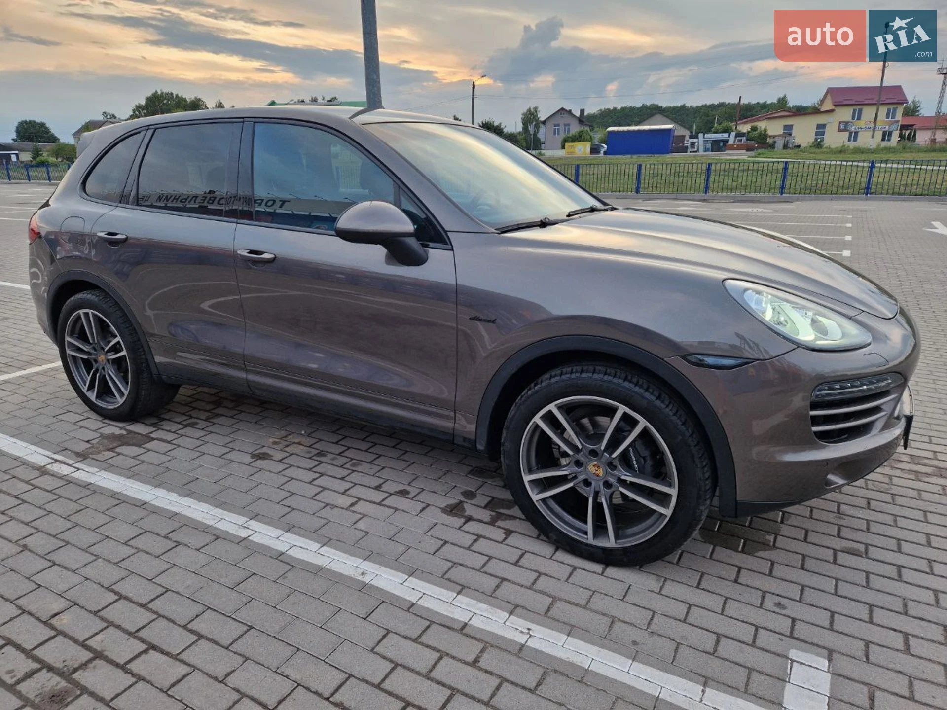 2011 Porsche Cayenne - мініатюра 18