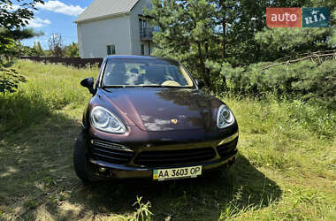 Внедорожник / Кроссовер Porsche Cayenne 2013 в Киеве