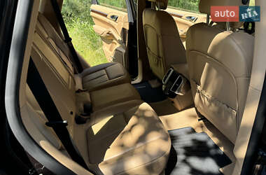 Внедорожник / Кроссовер Porsche Cayenne 2013 в Киеве