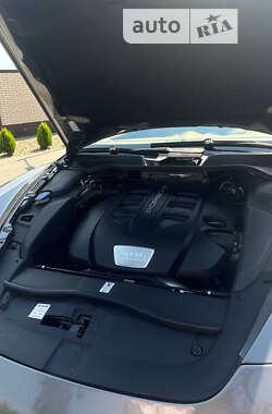 Внедорожник / Кроссовер Porsche Cayenne 2013 в 