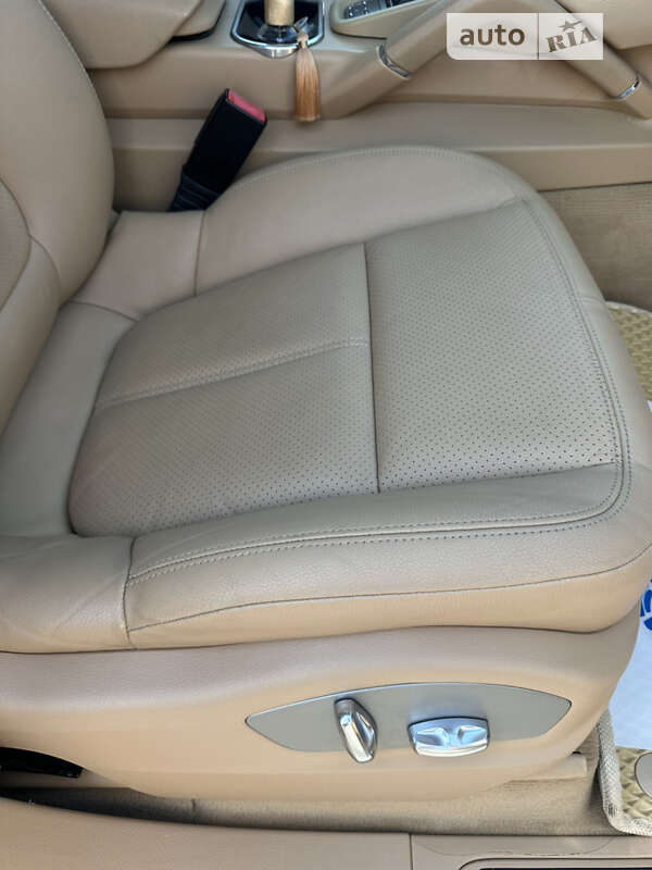 Внедорожник / Кроссовер Porsche Cayenne 2013 в Одессе
