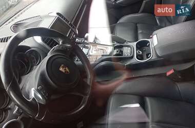 Внедорожник / Кроссовер Porsche Cayenne 2014 в Ровно