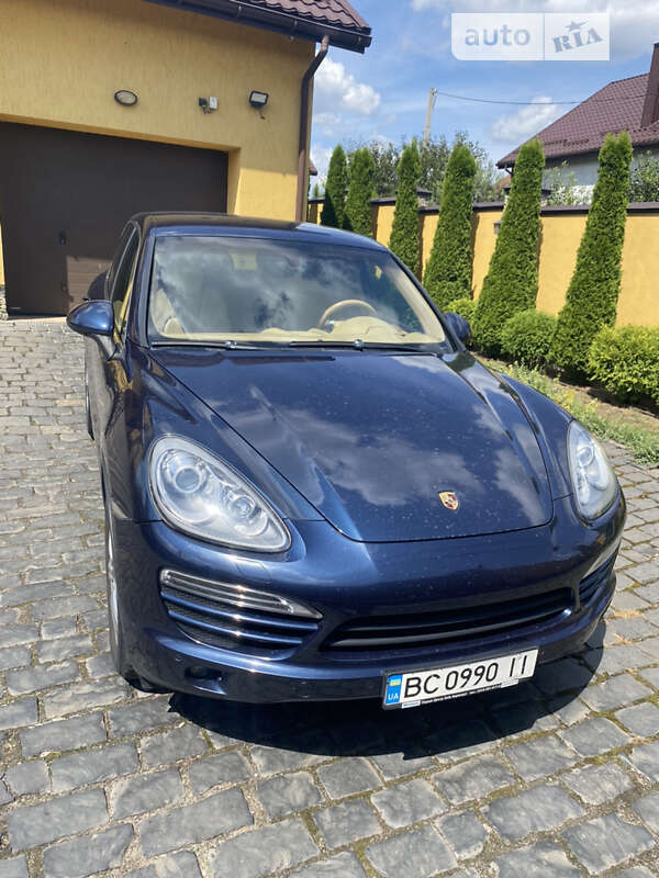Позашляховик / Кросовер Porsche Cayenne 2013 в Львові