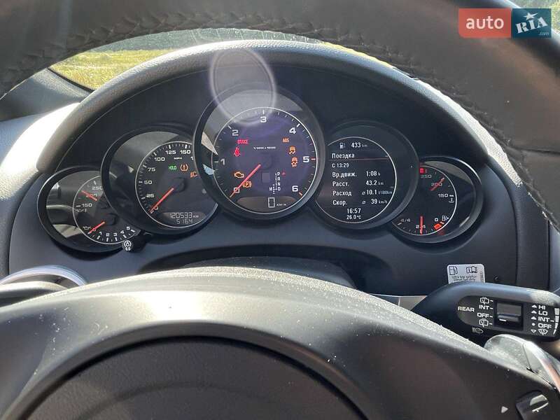 Внедорожник / Кроссовер Porsche Cayenne 2013 в Днепре
