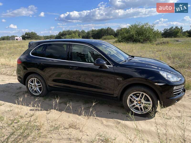 Внедорожник / Кроссовер Porsche Cayenne 2013 в Днепре