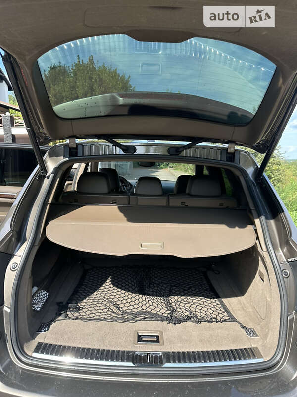 Внедорожник / Кроссовер Porsche Cayenne 2011 в Киеве