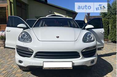 Внедорожник / Кроссовер Porsche Cayenne 2013 в Хмельницком