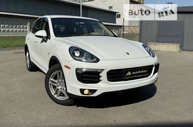 Внедорожник / Кроссовер Porsche Cayenne 2014 в Киеве