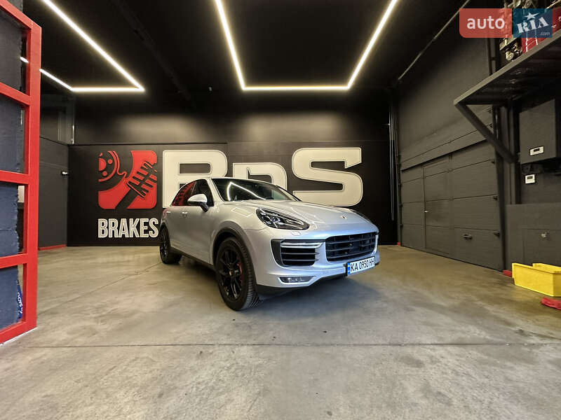 Внедорожник / Кроссовер Porsche Cayenne 2015 в Киеве фото 4 Внедорожник / Кроссовер Porsche Cayenne 2015 в Киеве