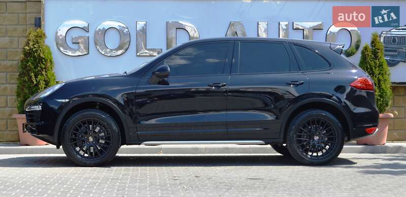 Позашляховик / Кросовер Porsche Cayenne 2013 в Одесі