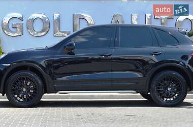 Внедорожник / Кроссовер Porsche Cayenne 2013 в 