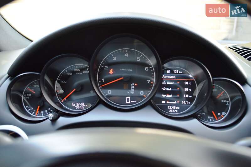 Позашляховик / Кросовер Porsche Cayenne 2013 в Одесі