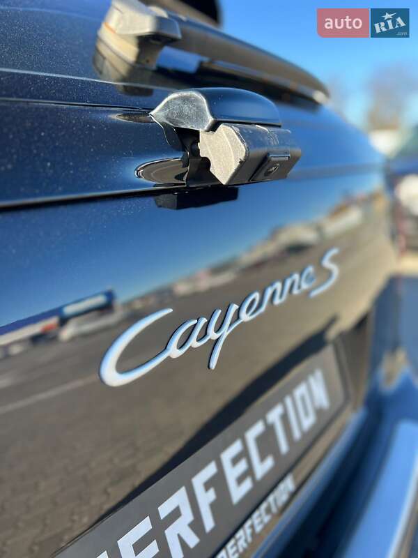 Внедорожник / Кроссовер Porsche Cayenne 2008 в Киеве