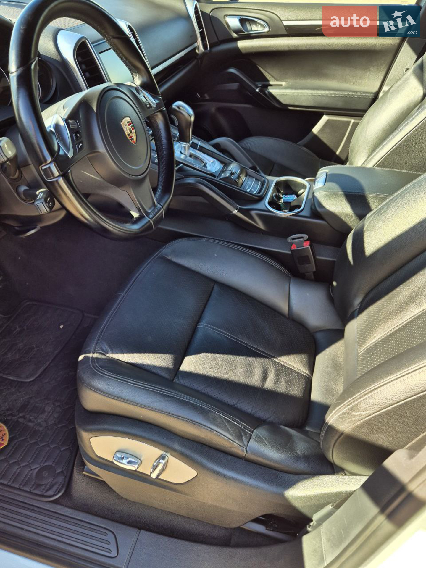 2012 Porsche Cayenne - мініатюра 10